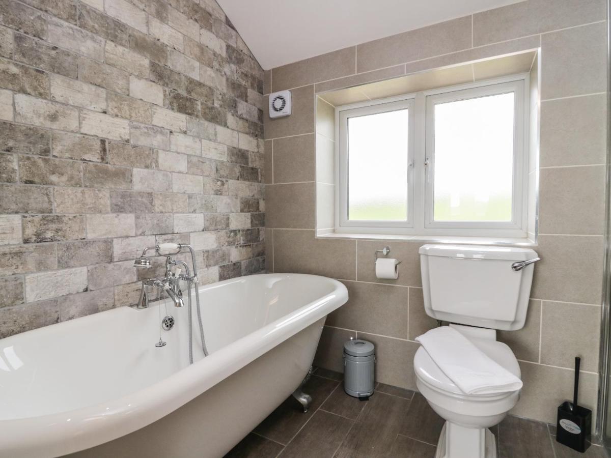 Primrose Cottage, Ulverston Esterno foto