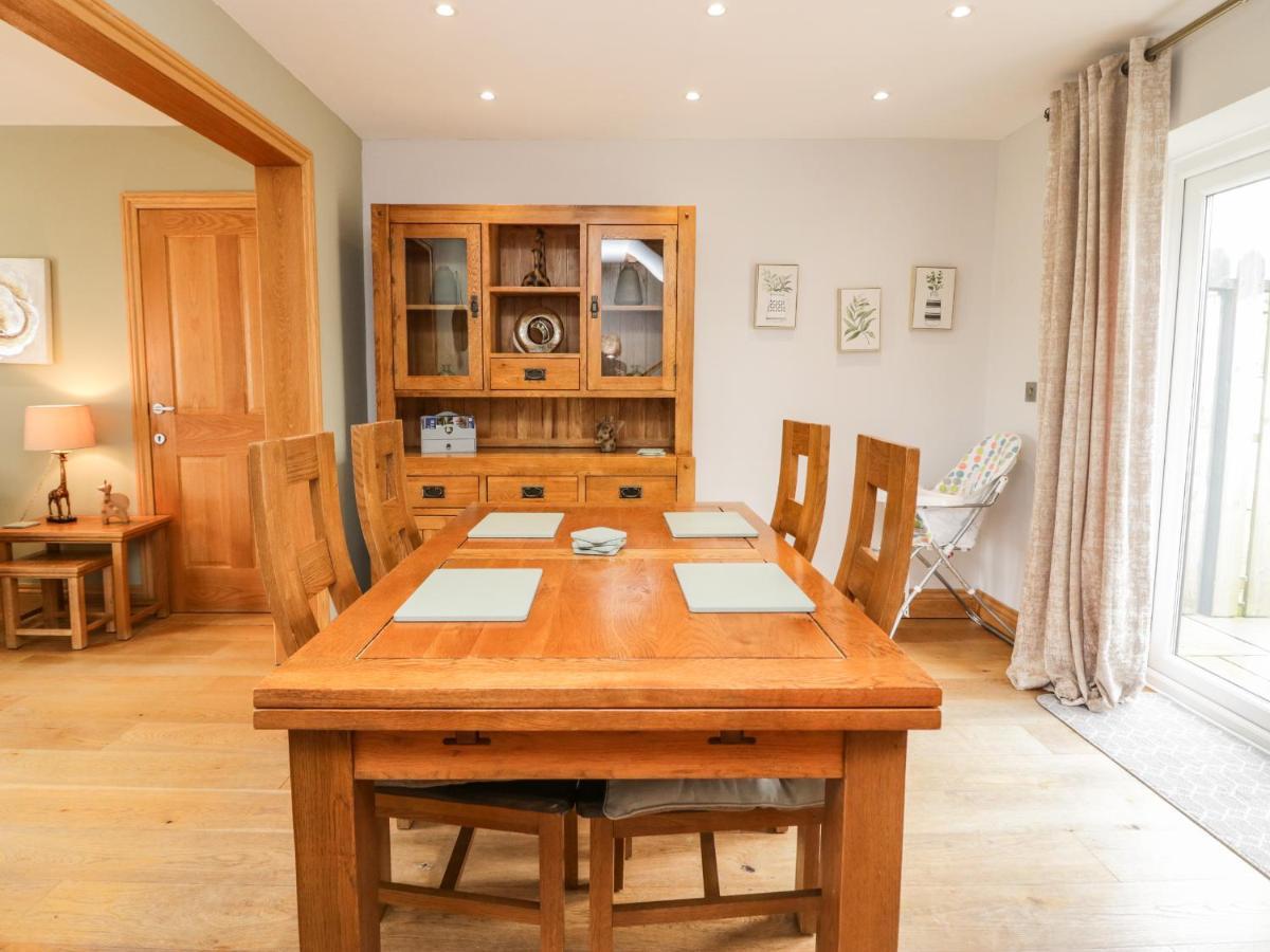 Primrose Cottage, Ulverston Esterno foto